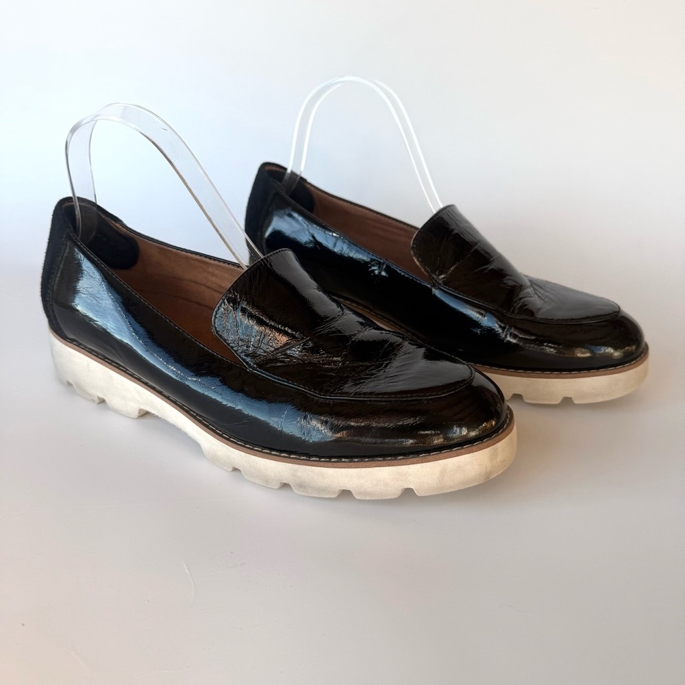 Vionic Women’s Kensley Black Patent Leather Loafers Size 9 Wide